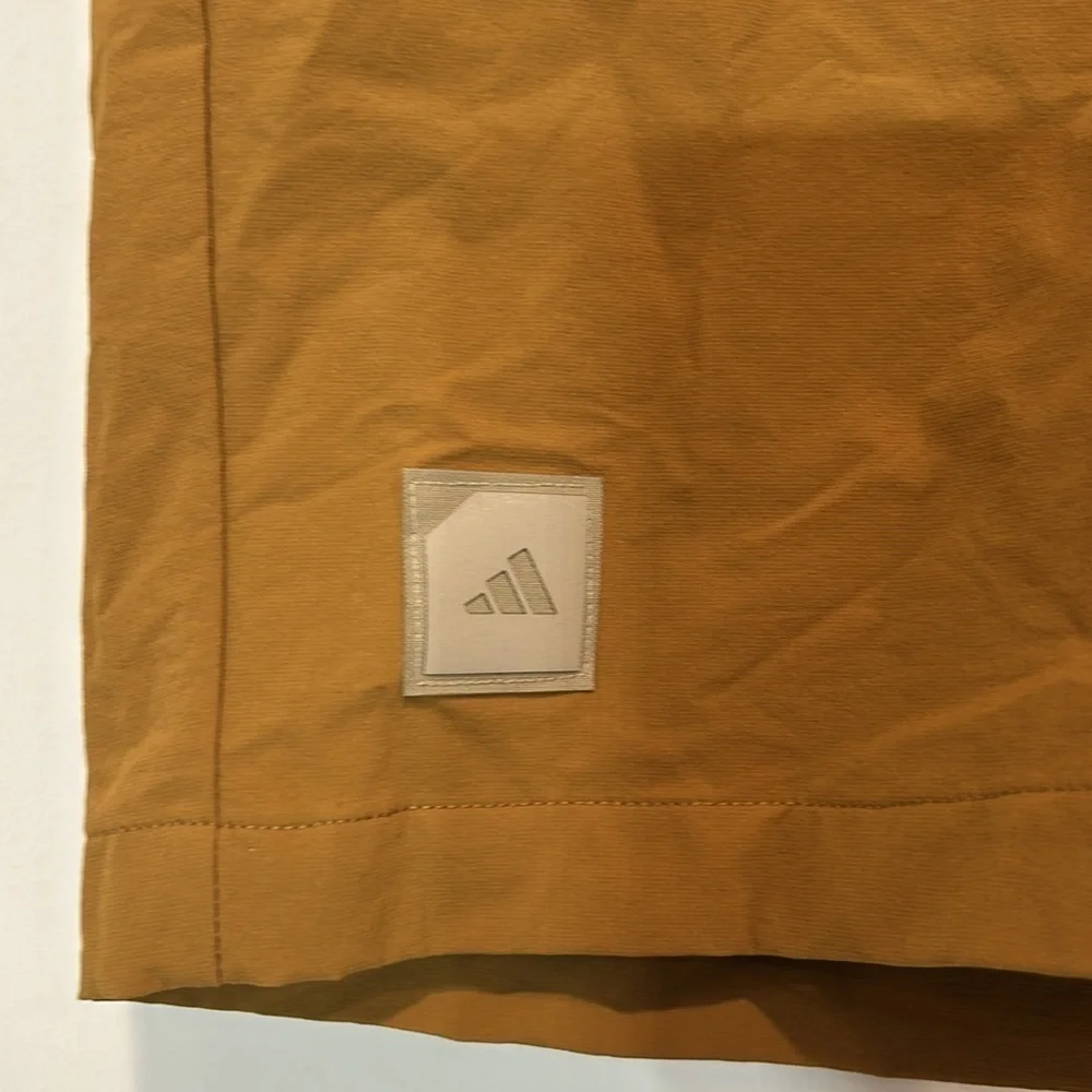 Adidas ADX tan Bronze Belted Golf Shorts Men's size large new with tags $88